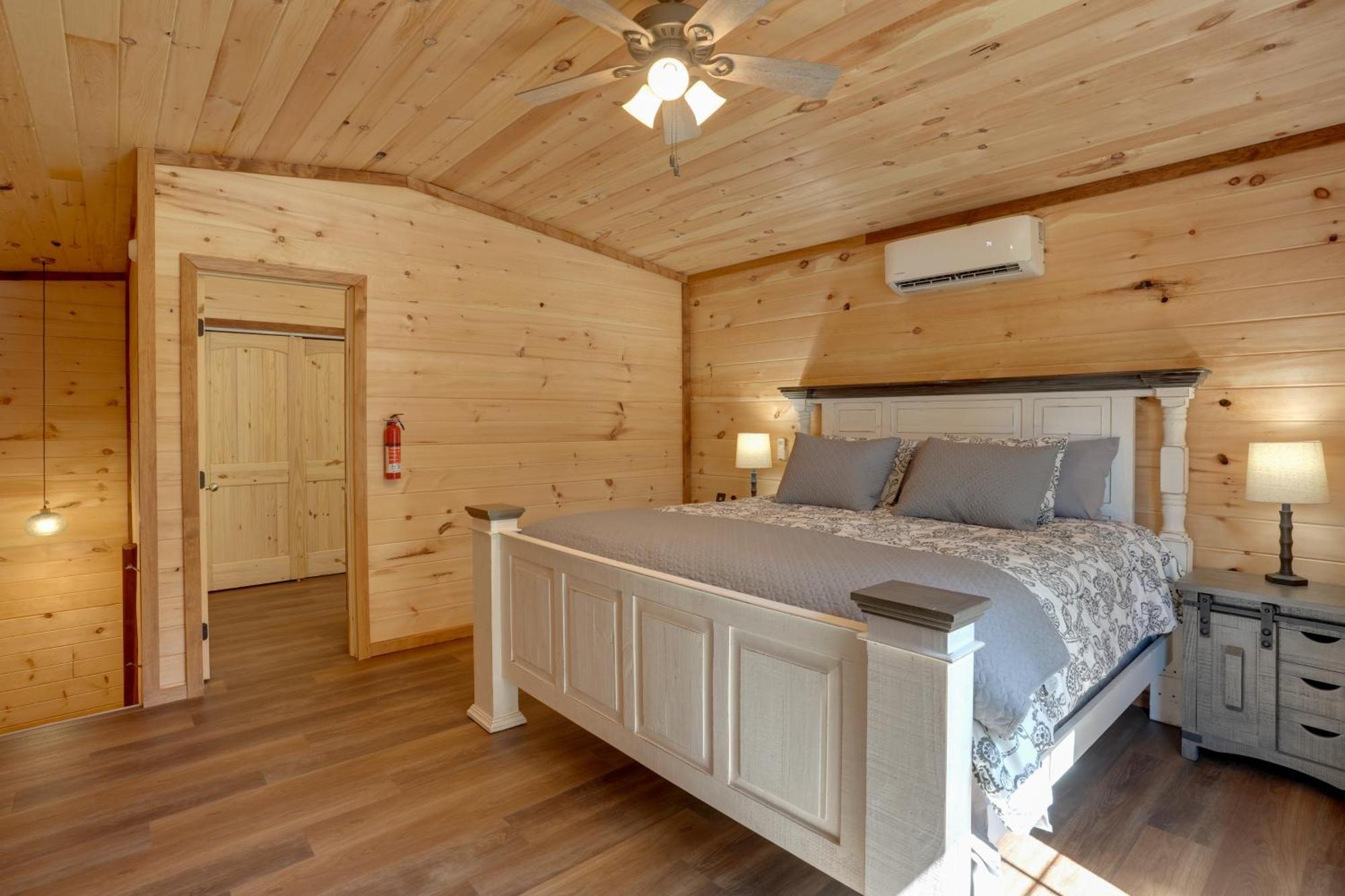 Lakeside Trenton Cabin On 7-Acre Property! Bagian luar foto